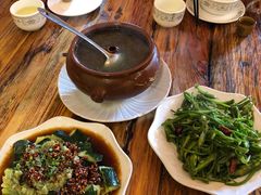 -小锅巴纳西餐厅