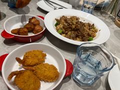 -必胜客(漕宝路店)