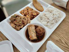-南师大仙林校区东区食堂