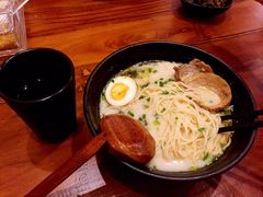 豚骨拉面-豚骨屋
