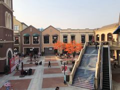 -王府井奥莱临潼小镇(临潼店)