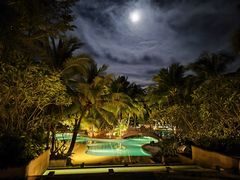 -海南清水湾莱佛士酒店