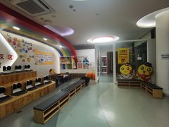 -小荧星艺校(浦东中环分校)