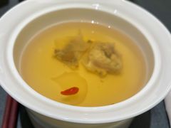天麻豚骨汤-沈灶河豚宴·河豚融合餐厅(汉中路店)