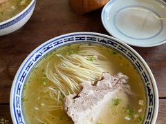 枫镇大肉面肉13面17-同得兴 Since·1995 传统苏式面馆(嘉馀坊店)