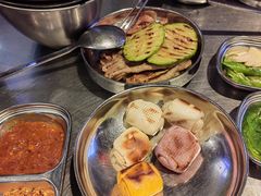 -哈哈碳都·牛肋条无限自助烤肉(台江万达店)