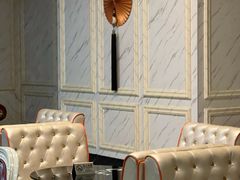 -皇马纯KTV·量贩·聚会(民治店)