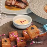 占地600平方，饭桌只有8张？