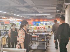 -四囍码头海鲜烧烤自助火锅(外滩南京东路悦荟广场店)