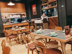 -潮界(LU·ONE凯德晶萃广场店)