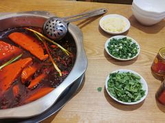 -李记称盘牛杂串串(广厦店)