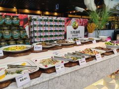 -川骄海鲜自助(王府井奥莱UP TOWN店原世界之花店)