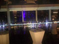 -OZONE 顶楼酒吧(香港丽思卡尔顿酒店)