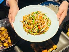 -雀舞云南菜(天津天河城购物中心店)