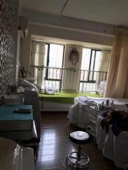 -荟草堂专业祛痘连锁机构