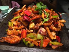 鱿鱼虾干锅-炭舍干锅·烤鱼(扬名广场店)