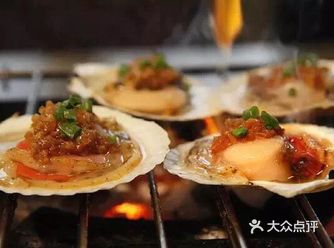 重大烧烤  环境很一般的一家烧烤店，露天坝