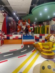 -利奥梦幻主题乐园(爱琴海购物公园店)