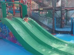 -青岛东方影都融创水世界