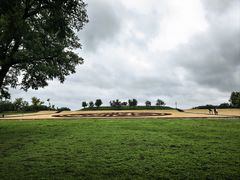 -汉长安城未央宫国家考古遗址公园