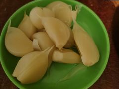 糖蒜-洞庭洲·防空洞火锅·烧烤·铜锅涮肉(新百广场店)