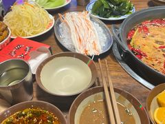 -萍姐火锅·公路夜市(武汉首店)