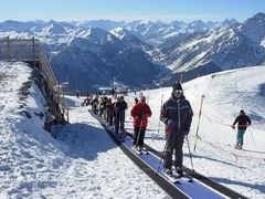 -济南卧虎山滑雪场