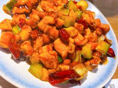 -九锅一堂酸菜鱼(学府凯德店)
