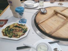 -鲁员外地锅鸡地锅鱼(古墩路店)