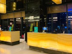 -上海龙之梦万丽酒店