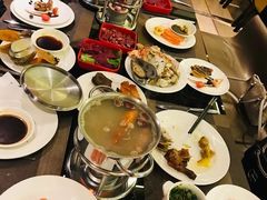 -大中华希尔顿酒店-念自助餐·嗨啤·小龙虾