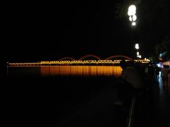 -人民防洪胜利纪念塔