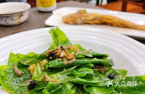Stir-fried Water Spinach