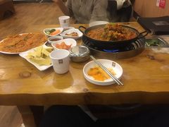 -喇喇排骨火锅·传统韩式脊骨汤(望京西园总店)