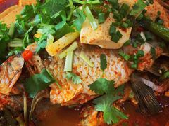 酸辣木瓜鱼-海韵人家.海景花园经典云南菜(双廊店)
