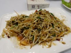 -老船夫婚宴婚庆会馆(延吉路店)