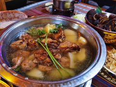 土鸡锅-阿丫土司庄园