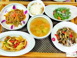 -金月汇月子会所(咸阳世纪大道店)