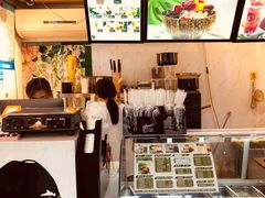 -津椰本·海南正宗椰奶清补凉(店一店)