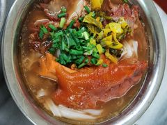 -肥佬良扣肉粉面店(梧州总店)