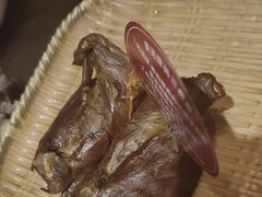 -东口码头·烧鸽子·鱼头泡饼·地方菜(金鹰悦城店)