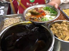 -老五鸡丝豆花面粉(瑞金北路68号院店)