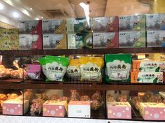 零售区-九芝斋(解放路店)