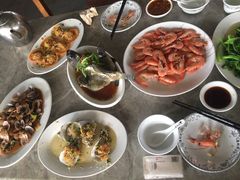 -四川小胡子海鲜(丁村万人海鲜广场店)