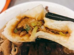 牛肉大葱包子-天兴居(鲜鱼口街店)
