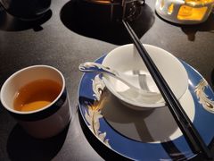 -凤凰湘语·平价海鲜餐厅(浦东旗舰店)