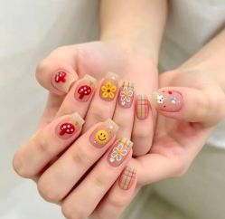 -桃色美甲沙龙