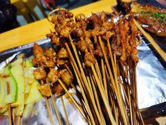 -陈员外正宗夹江烧烤(广福路店)