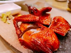 脆皮乳鸽-御龙宴