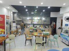 -老何家后安粉·糟粕醋海鲜火锅(三亚湾椰梦长廊店)